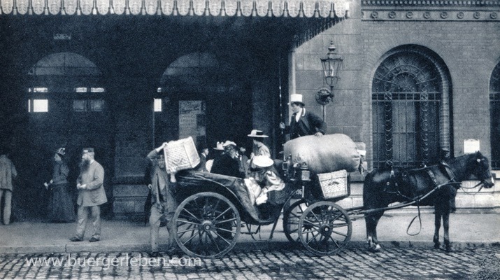 Sommerfrische-Bild; Bürgerleben zu Reisen in der Belle Epoque